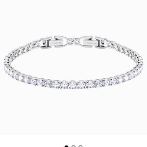 🎉PRICE FIRM🎉Swarovski Tennis Deluxe Bracelet